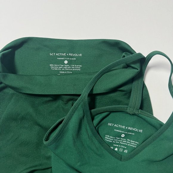 SET ACTIVE x REVOLVE Ribbed V Sports Bra + Legging SET - Picture 2 of 3